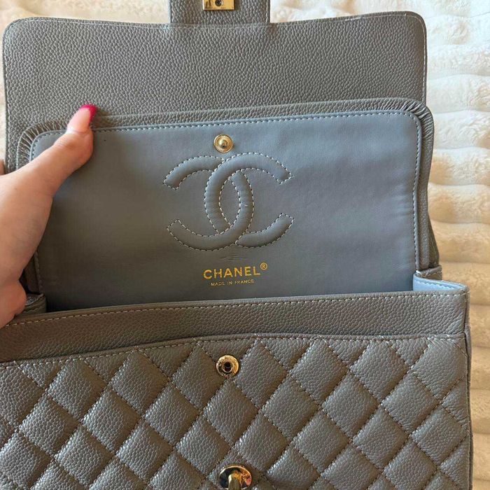 Geantă Chanel din Piele Gri, Poseta Chanel din Piele Caviar