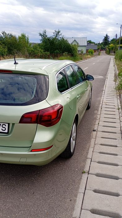 OPEL Astra 2011 — imagine 2