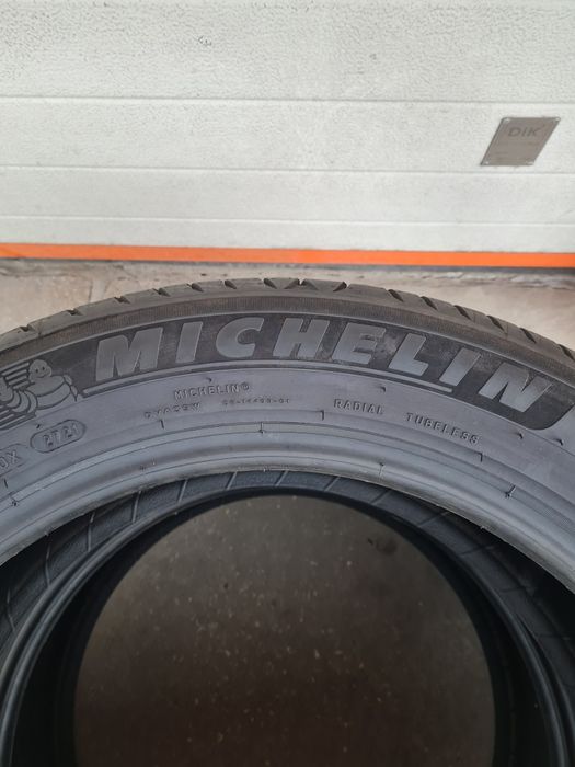 Летни гуми 2 броя MICHELIN Primacy4 235 50 R19 дот 2721