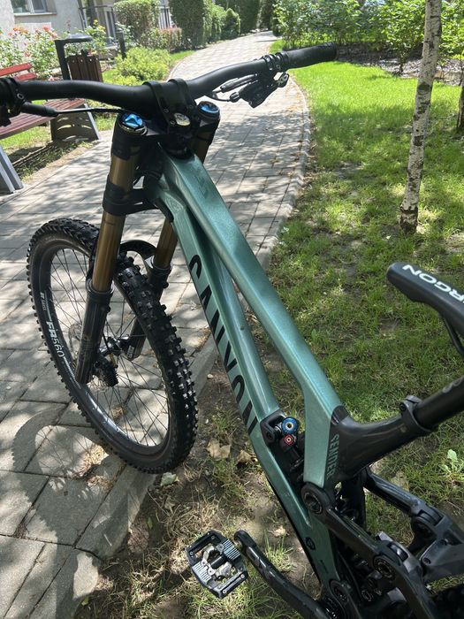Bicicleta Downhill Canyon Sender 2024, fox 40, sram x0