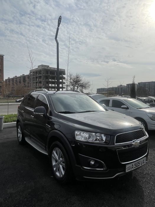 Captiva 3 sotiladi rangi qora kraskasi tozza