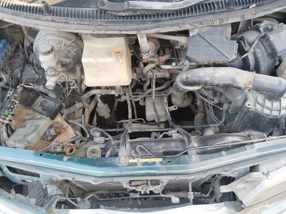 Ниссан Ларго на разбор