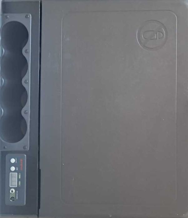 Frigider auto 12/24/220 Indel B TB45A