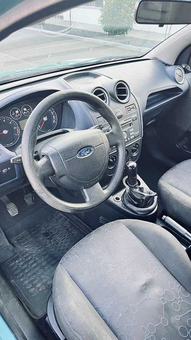 Vand Ford Fiesta