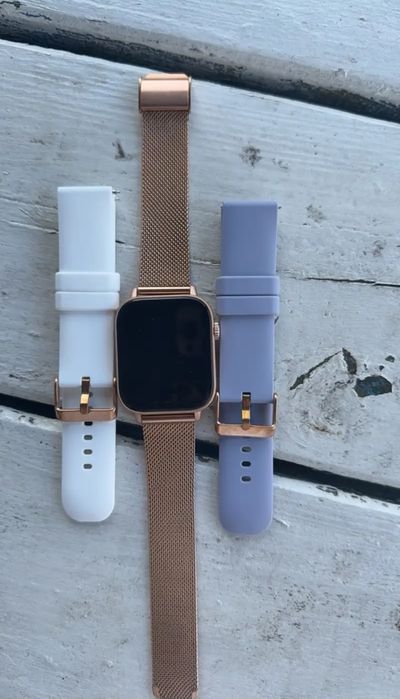 SmartWatch със метална верижка