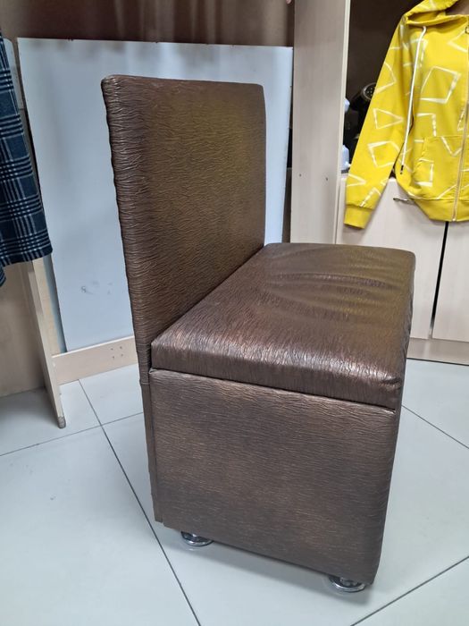 Продам диванчики