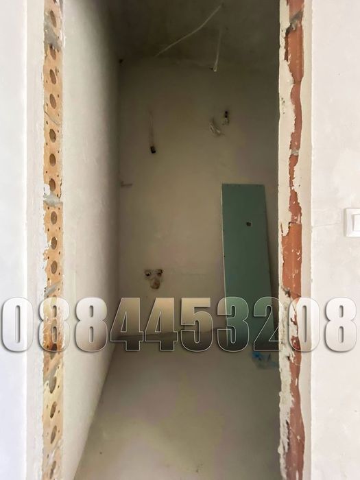 Продава се Тристаен апартамент в Варна, Левски - 97 кв.м за 1805 €/кв.м - Снимка #7