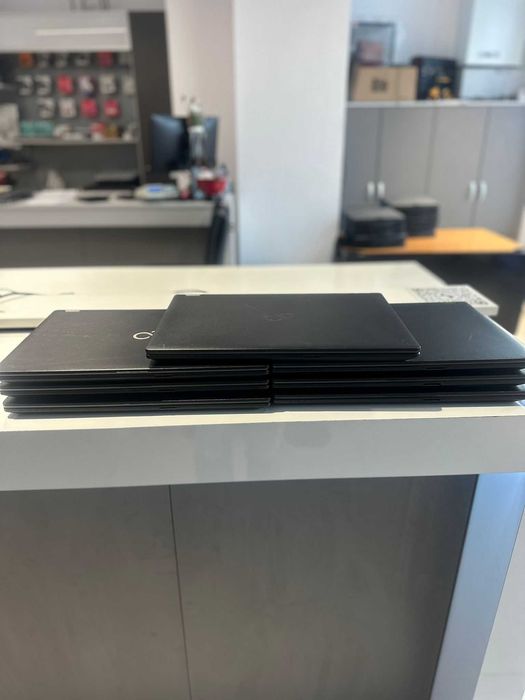 Fujitsu Lifebook E559-i5-8265U-16gb Ram-512Gb Ssd