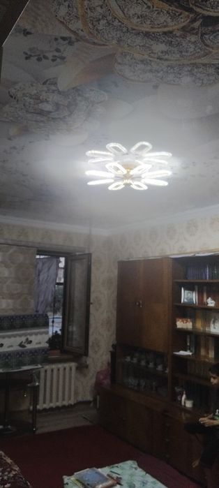 Uy sotiladi srochna Qora qamish 2/4