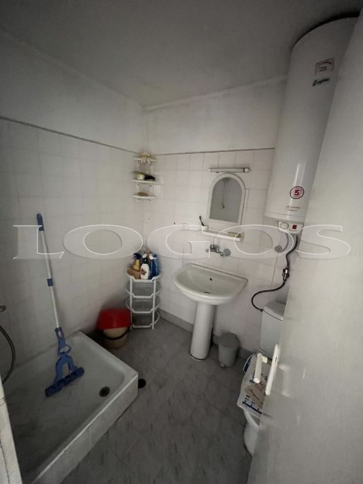 Продава се Тристаен апартамент в Варна, Зимно кино Тракия - 80 кв.м за 1874 €/кв.м - Снимка #6