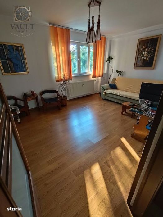 Apartament 4 Camere-Decomandat-2 Bai-Etaj 4/4-Bloc Reabilitat-Rahova