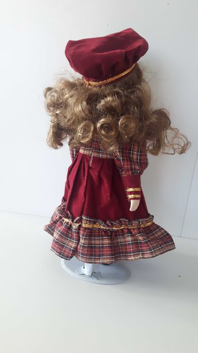 Колекционерска кукла