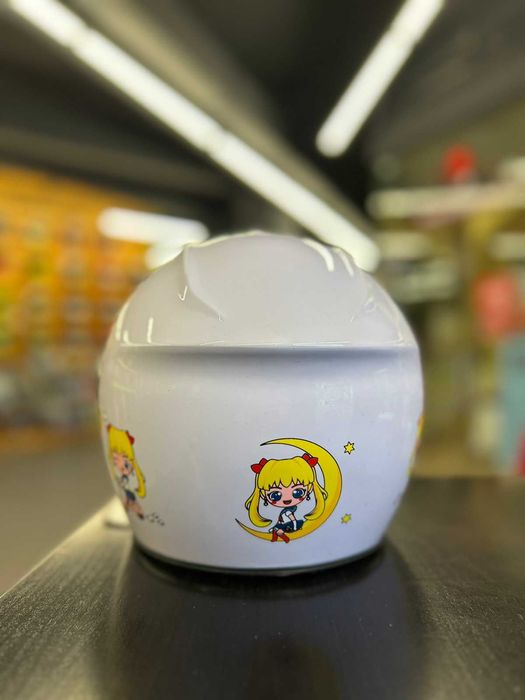 Ново! Детска скутерска каска Ново!