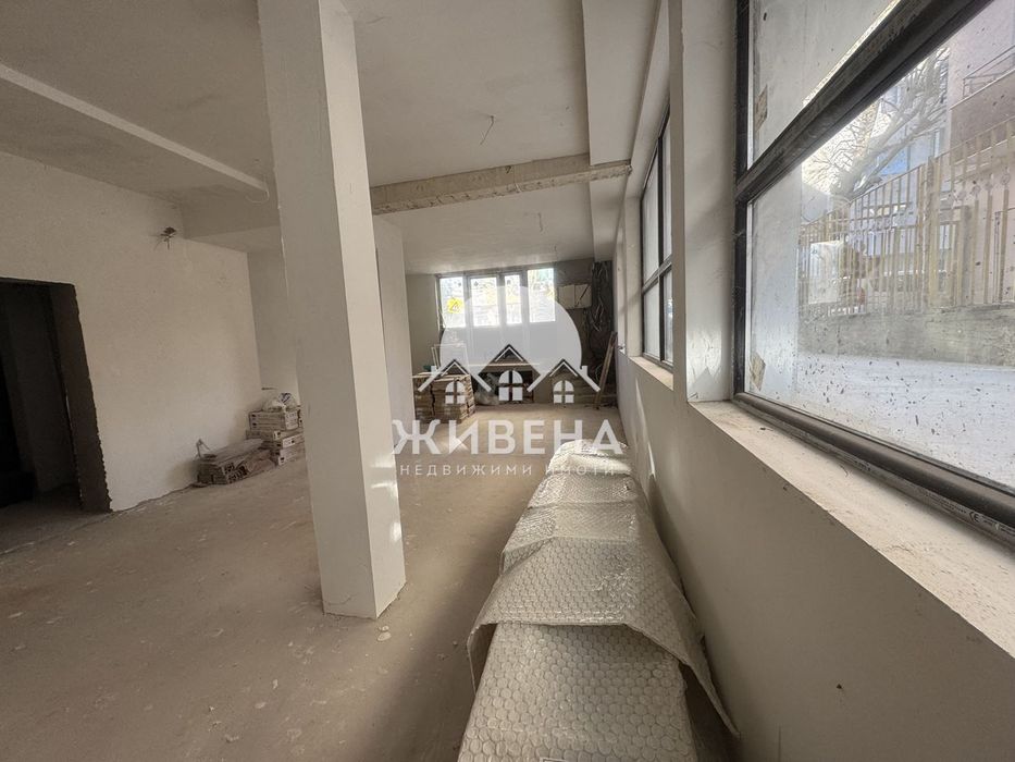 Дава се под наем Магазин в Варна, Лятно кино Тракия - 75 кв.м за 511 € - Снимка #3