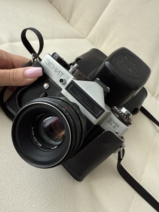 Продам фотоаппарат Зенит ЕТ