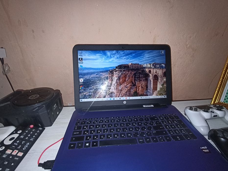 Noutbuk hp 15ba sotiladi