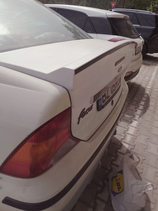 FORD Focus 2002 — imagine 4