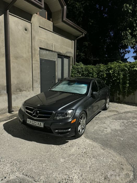 Mercedes-benz W204 C300 4matic