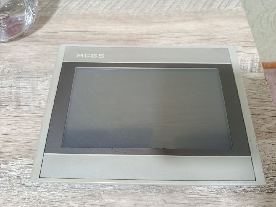 HMI сенсорный экран сотилади MCGS