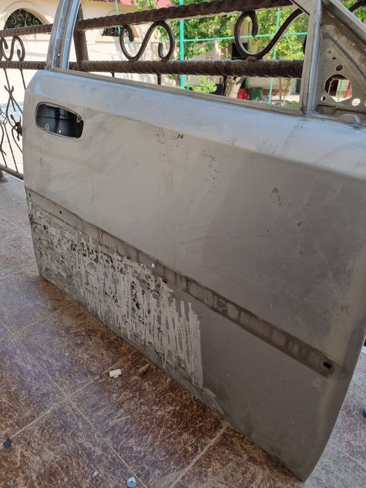 Lasetti jentra eshik ong