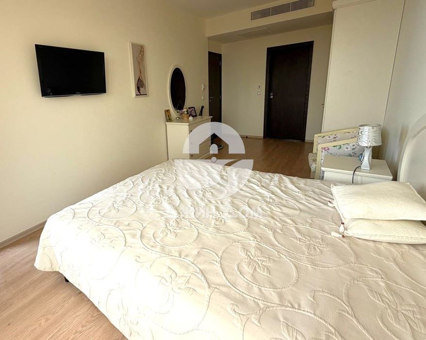 Продава се Тристаен апартамент в к.к. Слънчев бряг - 140 кв.м за 1143 €/кв.м - Снимка #7
