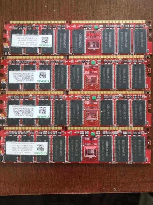 RAM  1 GB - 800Mhz DDR2, RAM Kingmax 256MB DDR1 400MHz PC3200