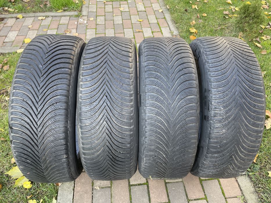 Michelin Alpin 5 205/55R19 M+S