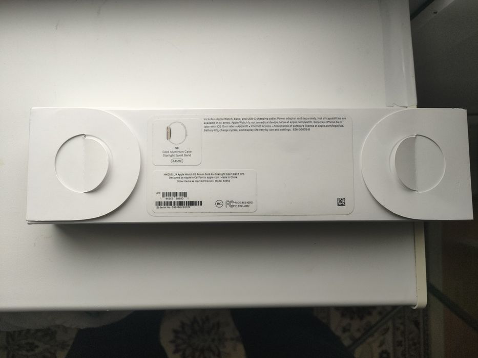 Apple watch se 44мм  60 000тг
