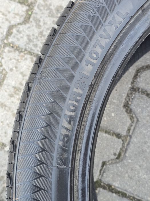 275 40  21 gripmax