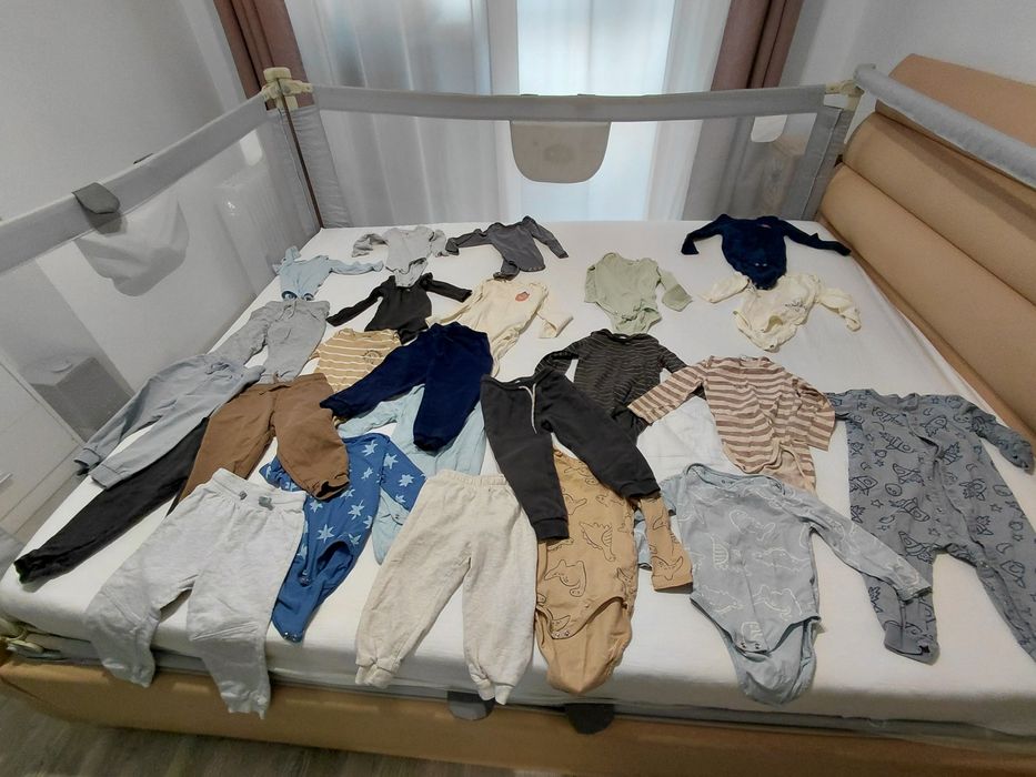 Vand lot haine baieti marimi 86, 92, 98