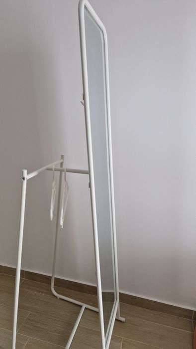 Oglinda cu suport și cuier Ikea