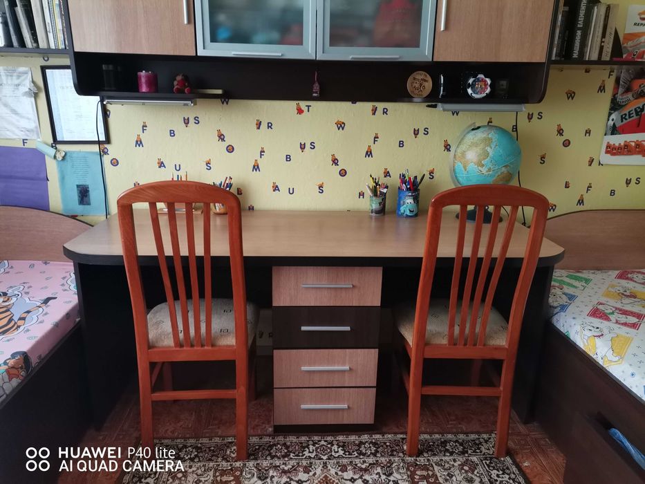 Комплект мебели за детско-юношеска стая