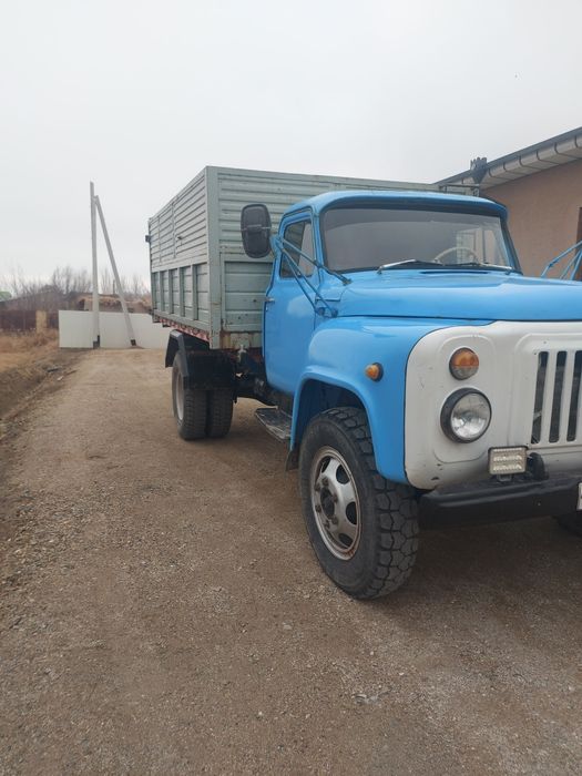 Gaz 53 sotiadi .Holati Yaxshi. Balo'nlar holati yaxshi.