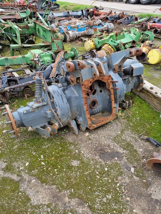 Punte spate  tractor Fendt Vario seria 900 — poza 2