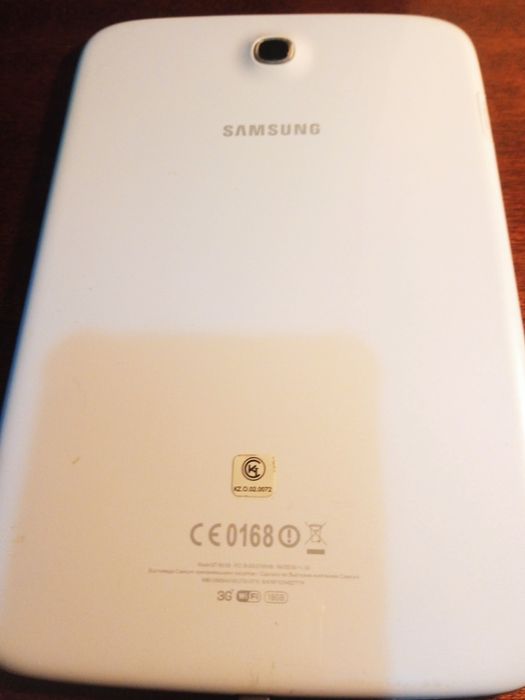 ,Samsung,белый планшет