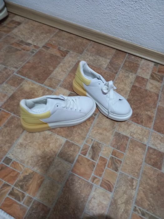 Нови  маратонки .!