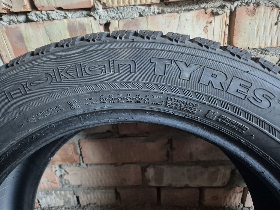 Шины зимние nokian