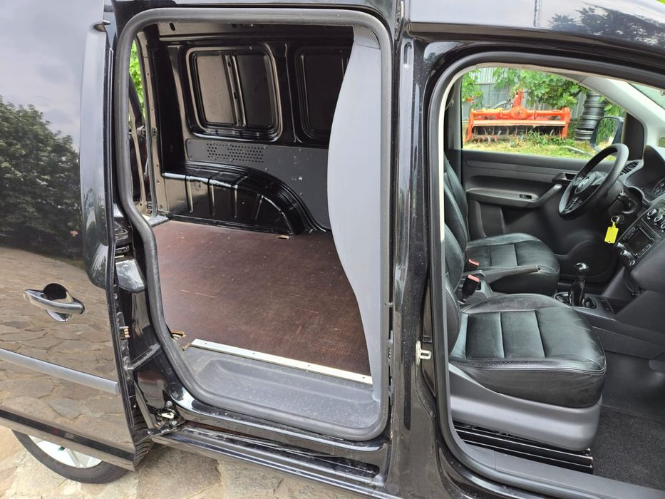 Vw caddy an 2012 1.6tdi 102 cp