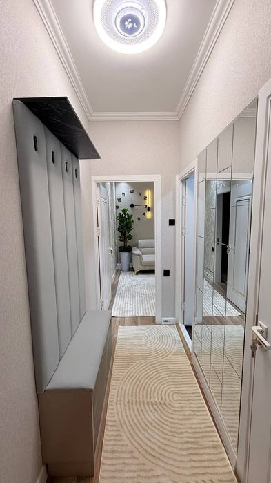 Квартира сотилади Чиланзар 19кв 2/1/4/ 50м²