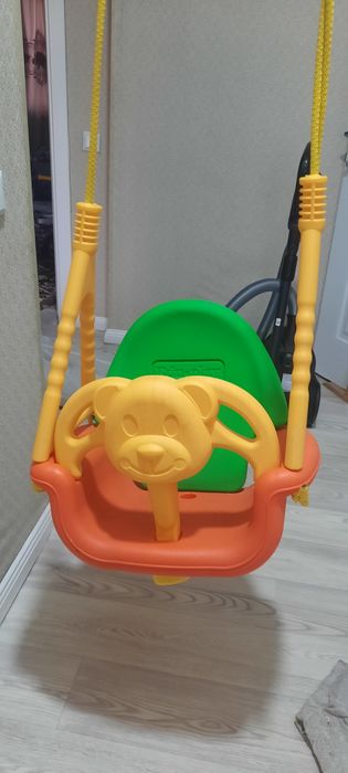 Продам детскую качелю