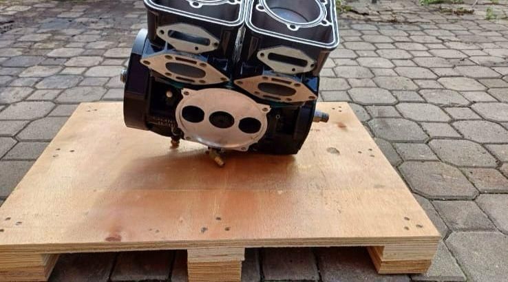 Двигатель на гидроцикл