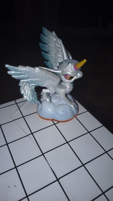 Vând URGENT Figurina Skylanders