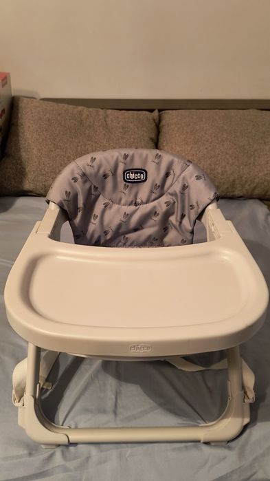 Scaun de masa pentru acasa sau calatorii Chicco Chairy