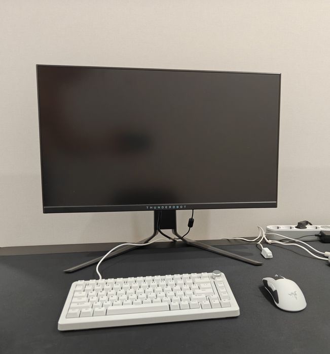 Монитор Thunderobot 27" (2k, 165 Hz)