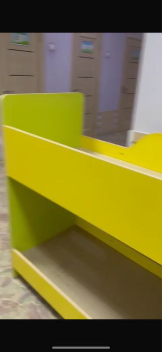 Детская двухъярусная кровать