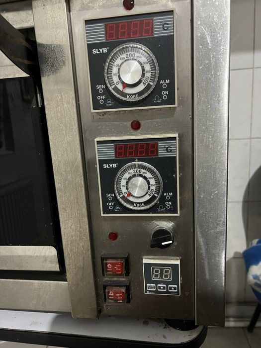 Pechka sotiladi.Katta xitoyniki.Slyb