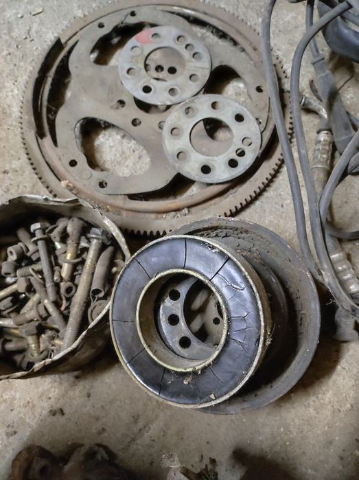 Запчясти мерс 124 2.3