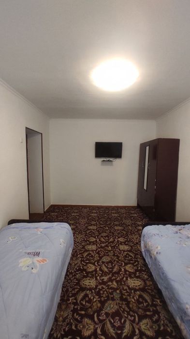 Сам шахар Гагарин кучасида 4 каватли уйнинг 3 каватида 1хоналик кварти