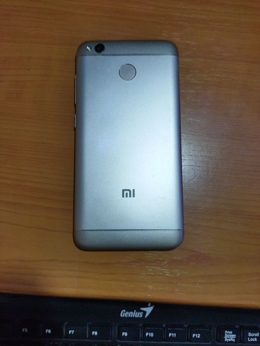 Продам смартфон Xiaomi redmi 4x