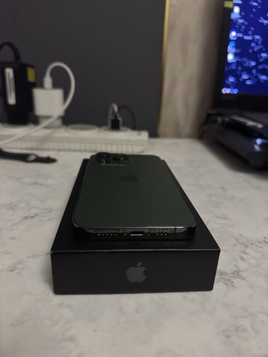 Продам iPhone 13 Pro 128
